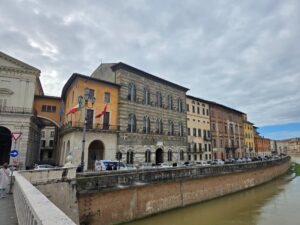Pisa – We had to while in Tuscany?